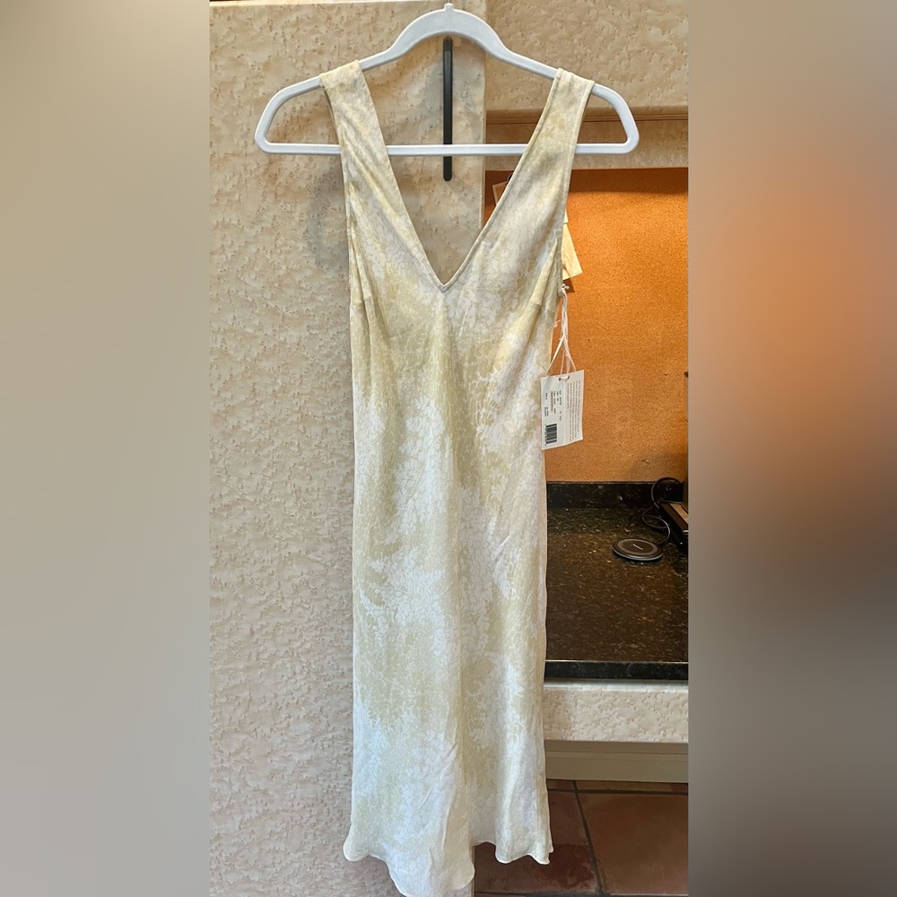 Calvin Klein Collection 100% silk slip dress